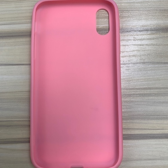 Pink/Purple Silicone Phone Case For iPhone XR - 6”x 4”x 0.5” - Picture 2 of 4